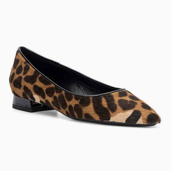 EUC Aquatalia Penina Calf Hair Leopard Flats Size 7 Pointed Toe Italian Designer - Picture 1 of 16